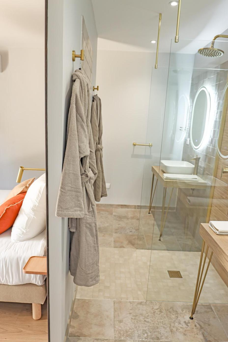 Malves-en-Minervois Les Gites De Laure - L'Eden Romantique, Chambres Hotes, Spa Prive, Couloir De Nage, Adults Only المظهر الخارجي الصورة
